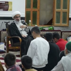 امام جمعه بوشهر: اعتکاف کلاس فشرده خودسازی برای نسل نوجوان است