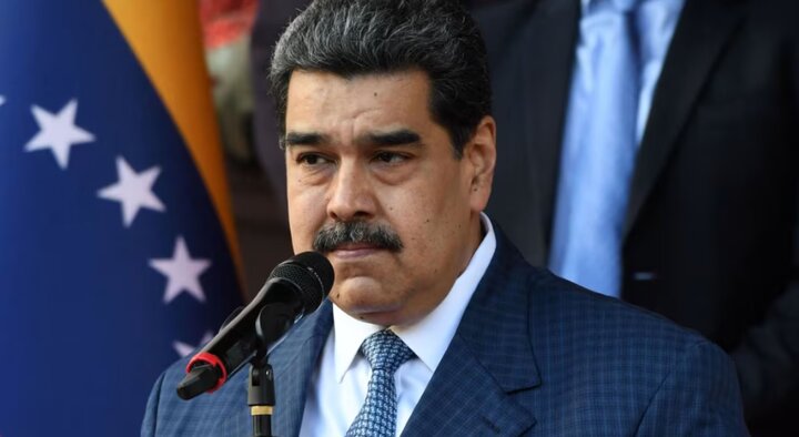 مادورو و همسرش به دادگاه نیویورک منتقل شدند + فیلم