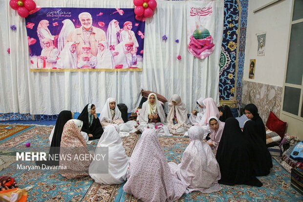 معتکفان کلاله میزبان جشن میلاد حضرت علی(ع) شدند
