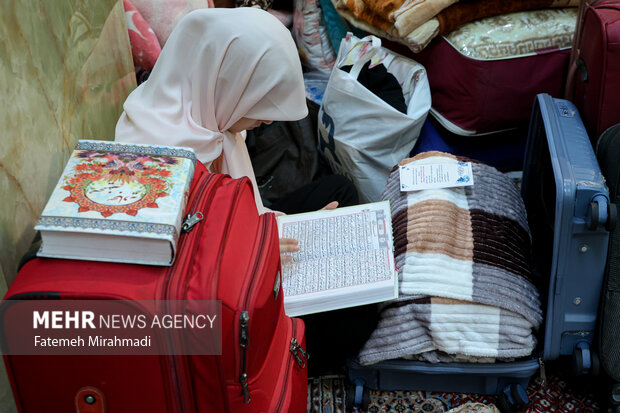 اعتکاف دانش آموزی در فاطمیه بزرگ تهران