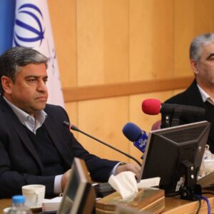 اتحادیه‌ها و اصناف در حفظ تعادل بازار مشارکت کنند