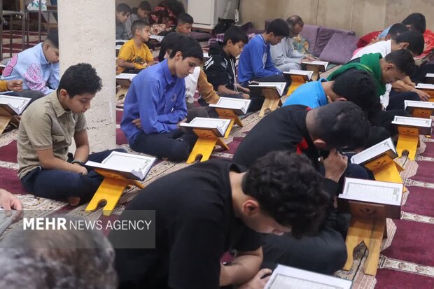 اعتکاف دانش‌آموزی در ایذه