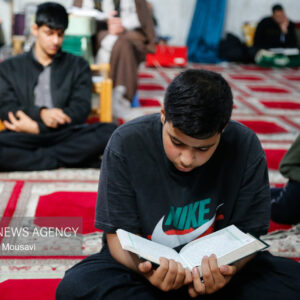 اخوان صباغ: ۷۰ درصد معتکفان خوزستانی دانش‌آموز بودند