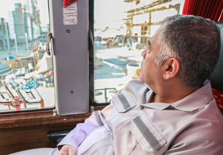 وزیر نفت از تاسیسات پتروپالایش کنگان بازدید کرد