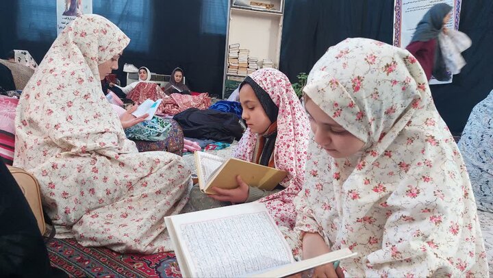 اعتکاف تمام شد و کاروانیان نور، پای در رکاب زندگی نهادند