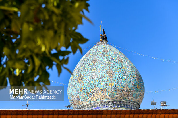 آئین تعویض پرچم حرم مطهر شاهچراغ (ع)