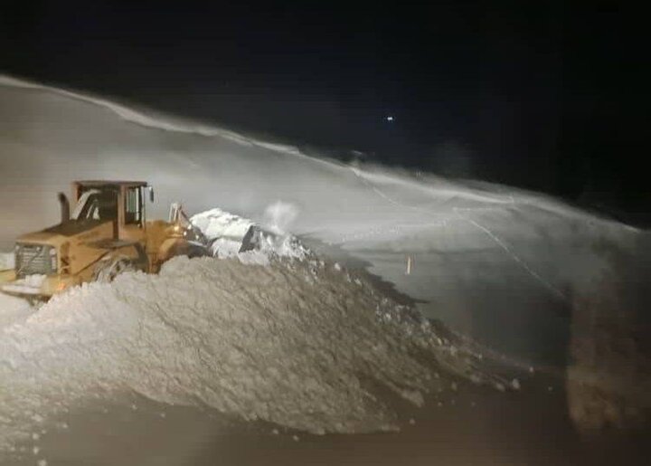 اسدی: تمامی محورهای اصلی و روستایی دیواندره بازگشایی شد