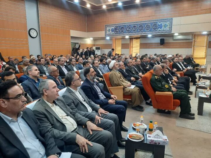 رئیس‌کل دادگستری بوشهر: اولویت همه مدیران باید حل مشکلات مردم باشد