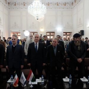 رودکی، شاعری که اقتدار زبان فارسی را بازگرداند