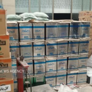 ۱۵ تن روغن خوراکی احتکار شده از انبارهای غیرمجاز جنوب شرق تهران کشف شد