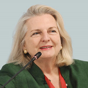 مقام سابق اتریش: توقیف نفتکش «مارینرا» ناقض حقوق بین‌الملل است