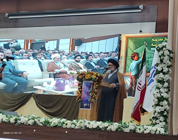 آیت‌الله حسینی: مدارس کهگیلویه و بویراحمد نیازمند نوسازی فوری است