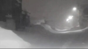 حجم برف در گردنه‌چری بامداد پنجم بهمن‌ماه