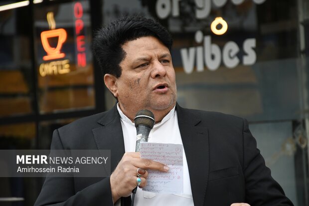 رونمایی از دیوار نگاره قرآنی در بیرجند