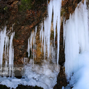 آبشار یخ زده «سردابه» اردبیل