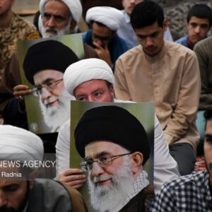 تجمع طلاب قزوین در محکومیت اقدامات تروریستی اخیر کشور