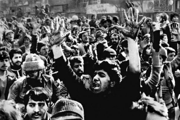 موجی که دیگر نمی‌شد جلویش را گرفت، حتی با ردیف ماشین‌های ارتشی