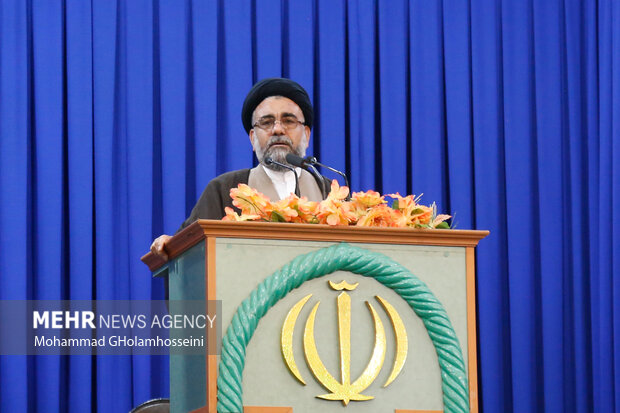 هاشمی: مسئولان مشکلات معیشتی و مسائل اقتصادی را ساماندهی کنند