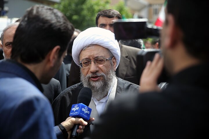 آملی لاریجانی: راهپیمایی ۲۲ بهمن پیام اقتدار ملی را به جهان ارسال کرد