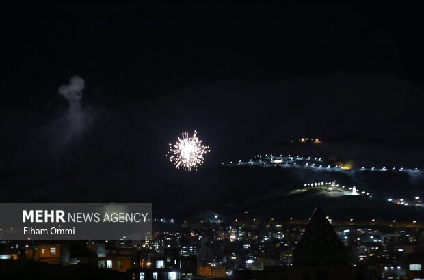 نورافشانی در تپه نورالشهدا شهرکرد