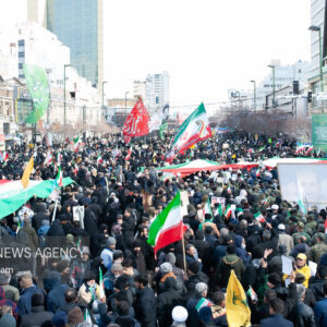 ۲۲ بهمن؛ تجلی قدرت پشتوانه مردمی انقلاب در برابر جنگ ترکیبی دشمن
