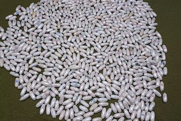 کشف بیش از ۱۲ کیلو هروئین فشرده در تایباد