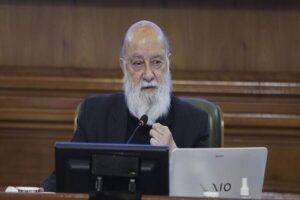 مذاکره از موضع اقتدار انجام می‌شود