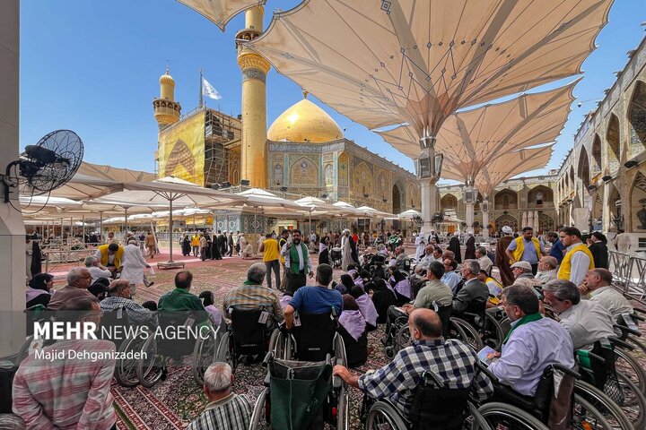 کاروان خانواده معظم شهدا و ایثارگران به عتبات عالیات بدرقه شدند