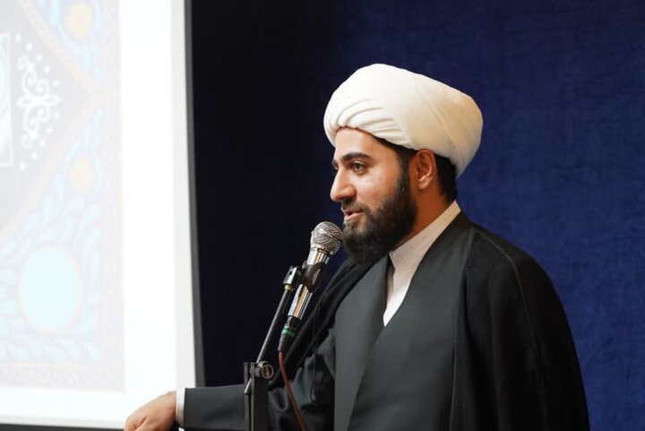 «زندگی با آیه‌ها» در لرستان؛ از تاکسی و بازار تا ورزشگاه و زندان!