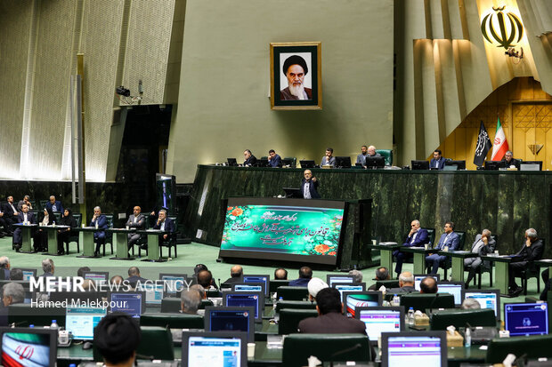 وزارت بهداشت مانع افزایش ظرفیت پزشکی و دندانپزشکی است