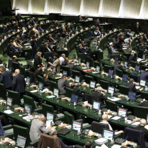 ۶۴ نماینده خواستار ابلاغ مصوبه افزایش سن دانشگاه فرهنگیان شدند