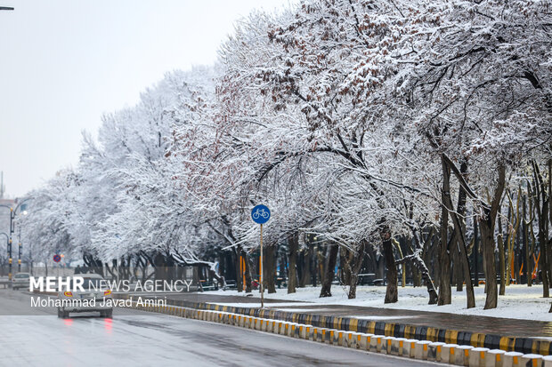ناپایداری‌های جوی در زنجان تدوام دارد؛ احتمال ریزش بهمن در ارتفاعات