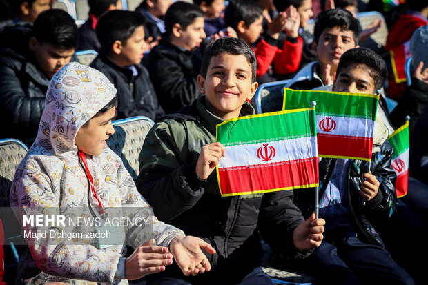 دعوت نهاد کتابخانه‌های عمومی کشور برای شرکت در راهپیمایی ۲۲بهمن