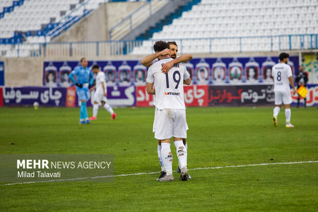 پرسپولیس در مرداب انزلی غرق شد/ هم سه امتیاز پرید هم صدر جدول