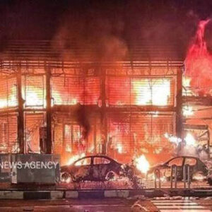 قلبی که وسط شهر ایستاد