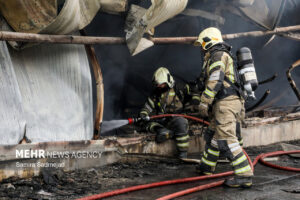 آتش‌نشانی:جانمایی غیر اصولی مواد آتش‌زا عامل وقوع حریق در نسیم‌شهر بود