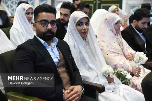 جشن ازدواج ۳۱۳ زوج بسیجی در مشهد