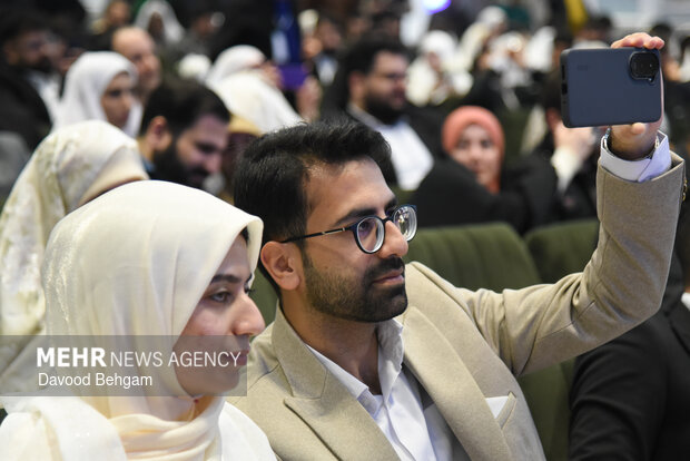 جشن ازدواج ۳۱۳ زوج بسیجی در مشهد