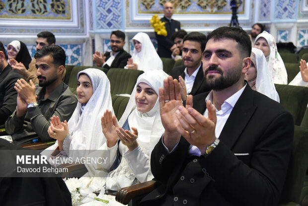 جشن ازدواج ۳۱۳ زوج بسیجی در مشهد