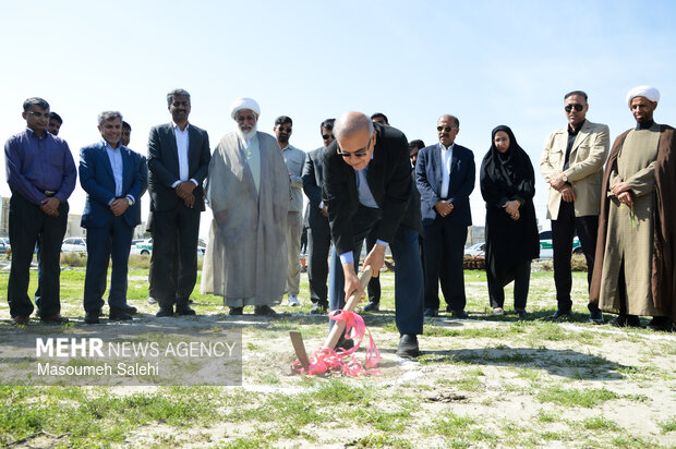افتتاح و کلنگ‌زنی پروژه‌های شهرستان میناب و رودان در دهه فجر
