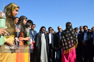 افتتاح و کلنگ‌زنی پروژه‌های شهرستان میناب و رودان در دهه فجر