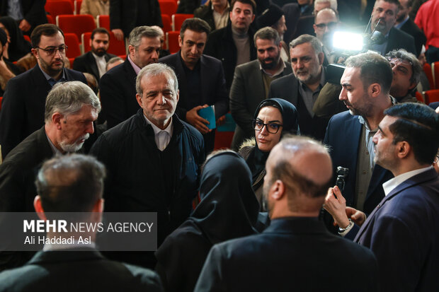 آئین اختتامیه چهل و سومین جایزه کتاب سال جمهوری اسلامی ایران