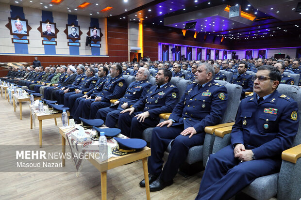 دیدار فرماندهان و کارکنان نیروی هوایی و پدافند هوایی با رییس ستاد کل نیروهای مسلح