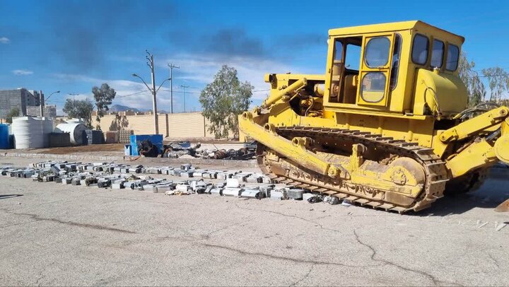 نخجیری: بیش از ۲۴۰ دستگاه ماینر در یزد امحا شد