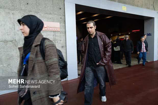 نهمین روز از چهل‌ و چهارمین جشنواره فیلم فجر