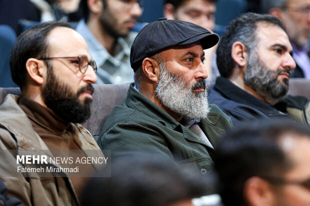 اختتامیه مسابقه عکس زندگی در جنگ