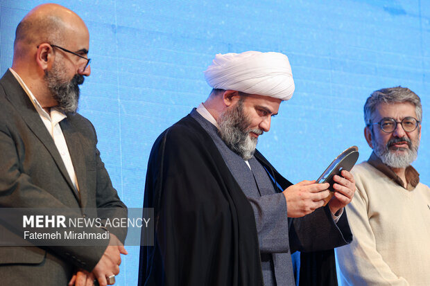 اختتامیه مسابقه عکس زندگی در جنگ