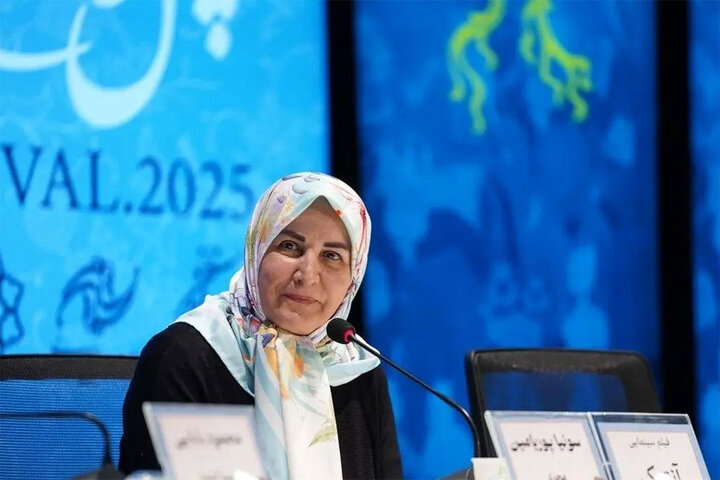 مجری نباید وارد تحلیل شخصی شود؛ بازخورد مثبت از اجرا در جشنواره فجر