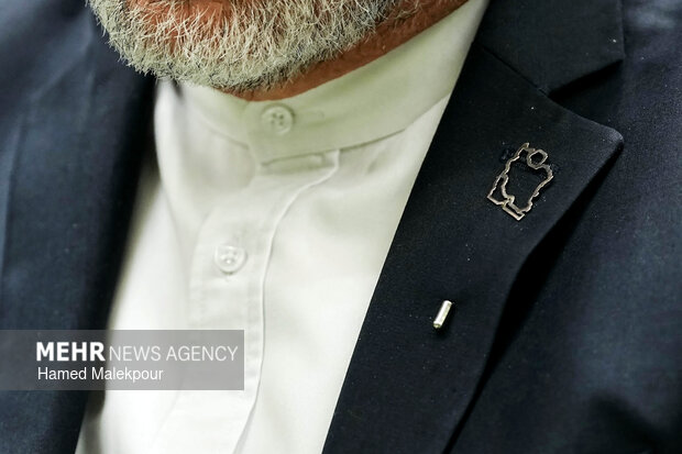 جلسه غیرعلنی مجلس با حضور رئیس ستاد کل نیروهای مسلح و وزیر امور خارجه