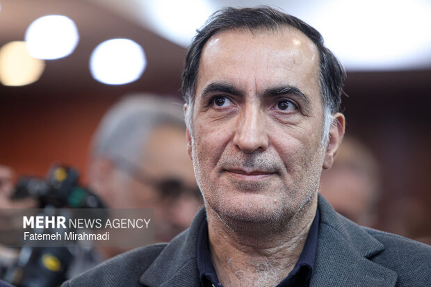 آیین بدرقه کاروان خانواده معظم شهدا وایثارگران به عتبات عالیات